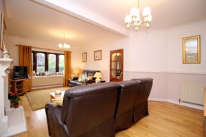 Lounge- click for photo gallery